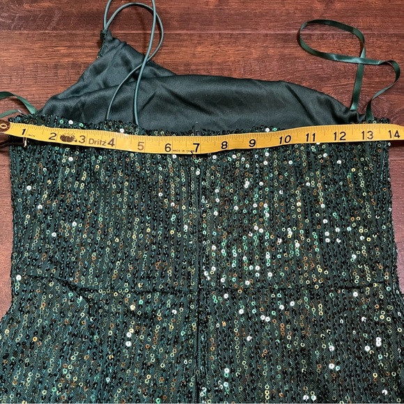 NWT Green sparkly sequin cocktail dress small - Picture 3 of 6